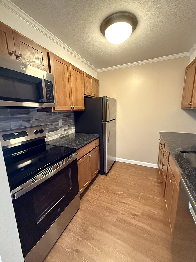 Left side of kitchen